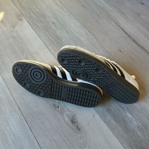 Adidas Samba OG Shoes Size 4.5 in Cloud White/Core Black/gum NWT in packaging - Picture 13 of 16
